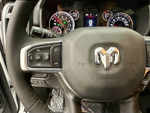 New 2026 RAM 1500 4x4 Crew Cab image 21