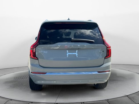 New 2026 Volvo XC90 B6 Core image 6