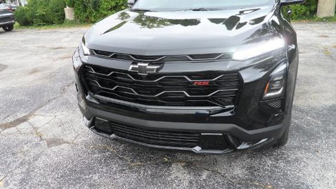 New 2026 Chevrolet Equinox RS w/ LPO, Floor Liner Package image 2