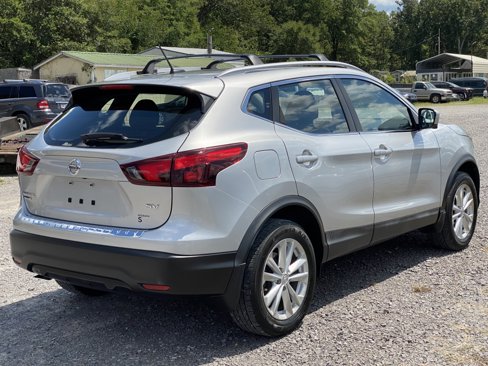 Used 2017 Nissan Rogue Sport SV w/ SV Premium Package image 5