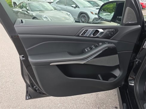 New 2026 BMW X7 M60i image 20