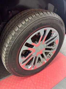 Used 2014 Cadillac Escalade ESV Premium image 11