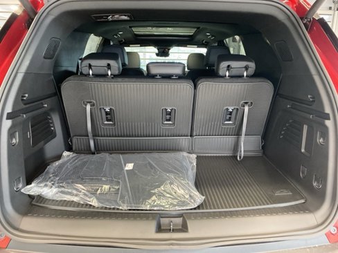 New 2026 Chevrolet Traverse LT w/ Sun and Wheel Package image 7