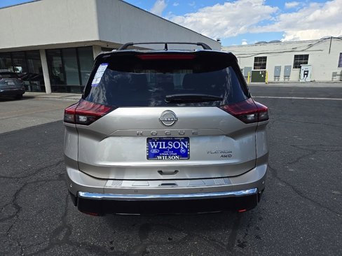 New 2026 Nissan Rogue Platinum image 6