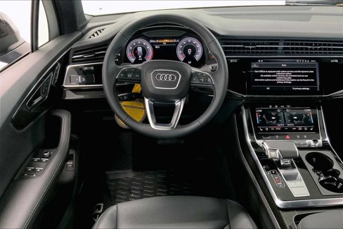 New 2025 Audi Q7 3.0T Premium Plus image 13