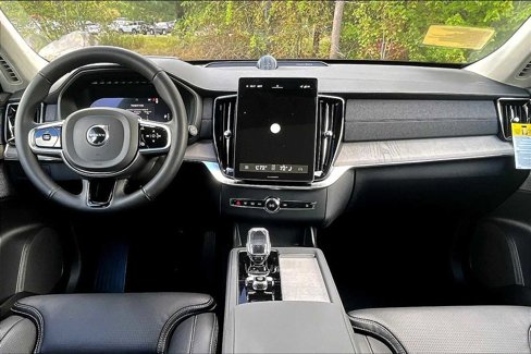 New 2026 Volvo XC90 B6 Ultra w/ Lounge Package image 7