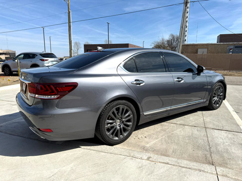 Used 2016 Lexus LS 460 w/ Comfort Package image 6
