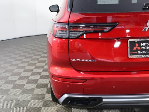 New 2025 Mitsubishi Outlander SEL image 22