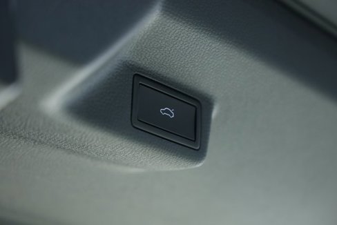 New 2025 Volkswagen ID. Buzz Pro S image 34