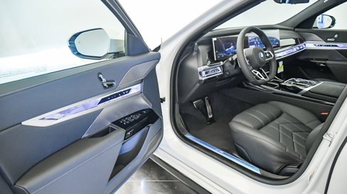 New 2026 BMW i7 eDrive50 image 25
