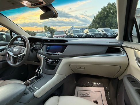 Used 2020 Cadillac XT5 Premium Luxury image 42