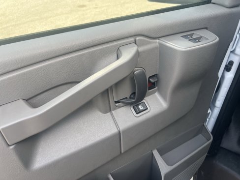 New 2025 Chevrolet Express 3500 w/ Power Convenience Package image 26