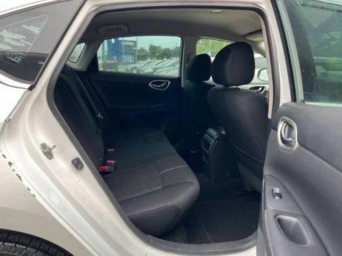 Used 2014 Nissan Sentra S image 13