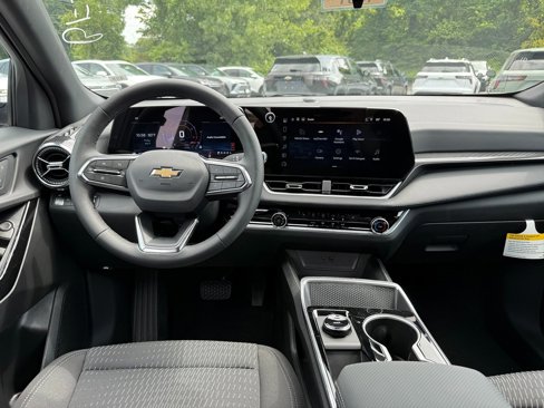 New 2026 Chevrolet Equinox LT w/ LPO, Floor Liner Package image 21