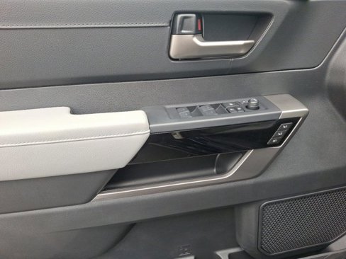 New 2025 Toyota Tundra Limited image 10