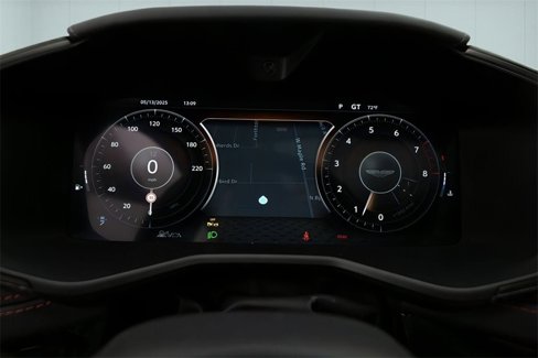 New 2025 Aston Martin DBX 707 image 40