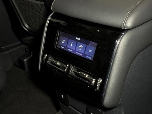 Certified 2025 Lincoln Aviator AWD image 13