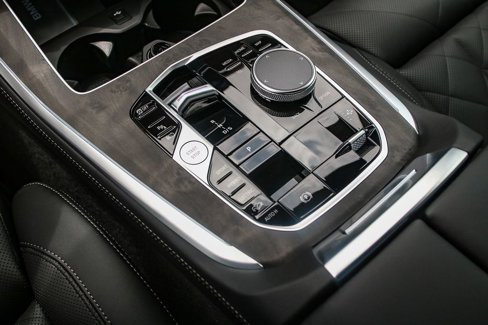 New 2026 BMW X5 xDrive50e w/ M Sport Package image 19