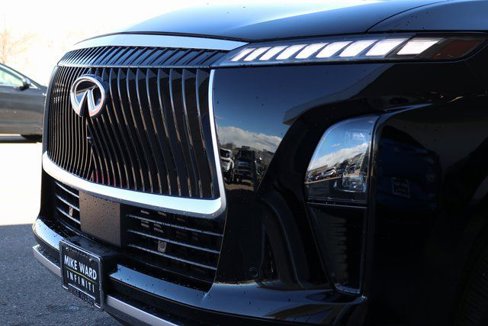 New 2025 INFINITI QX80 Luxe image 11