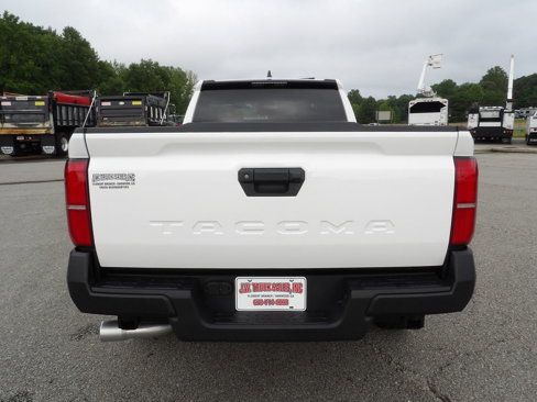 Used 2024 Toyota Tacoma SR image 6