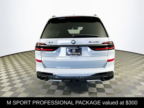 New 2026 BMW X7 M60i w/ Executive Package image 8