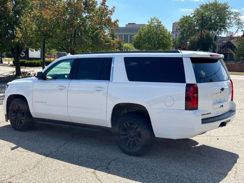Used 2017 Chevrolet Suburban LS image 10