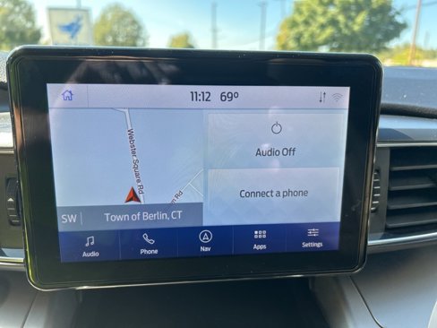 Used 2022 Ford Explorer XLT w/ Equipment Group 202A image 21