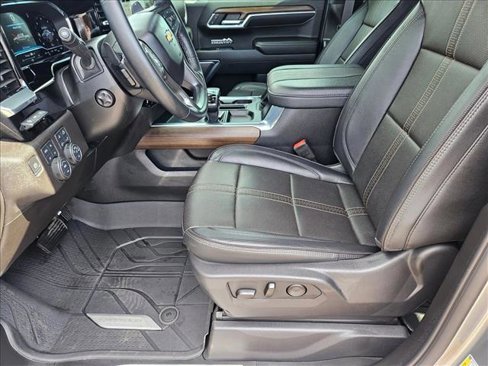 Certified 2024 Chevrolet Silverado 1500 High Country w/ High Country Premium Package image 16