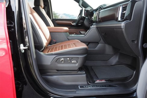 Used 2025 GMC Sierra 3500 Denali Ultimate image 30
