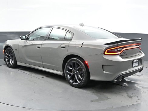 Used 2023 Dodge Charger R/T w/ Blacktop Package image 5