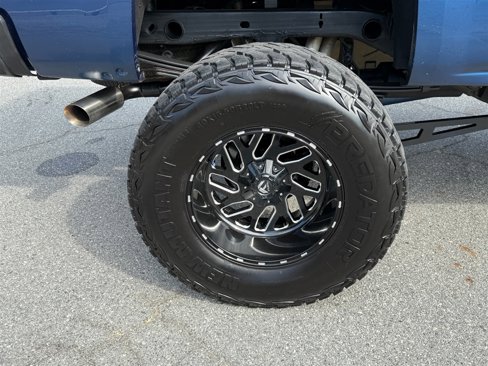 Used 2018 Chevrolet Silverado 1500 LT w/ All Star Edition image 30