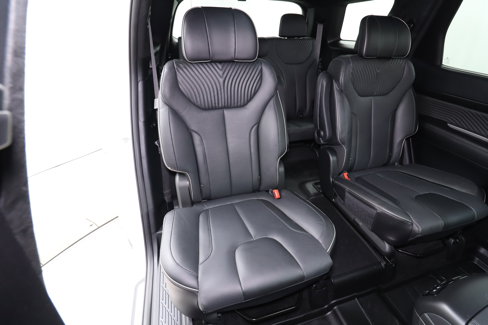 Used 2024 Hyundai Palisade Calligraphy image 19