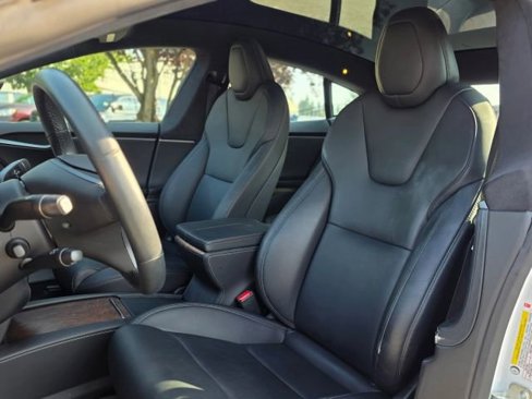 Used 2020 Tesla Model S Long Range Plus image 27