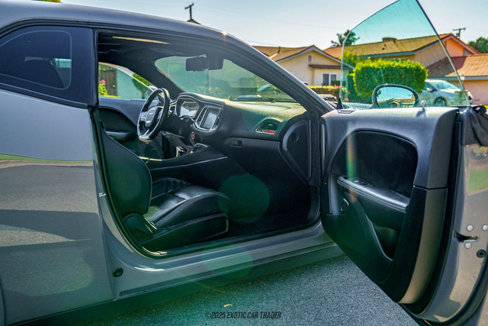 Used 2018 Dodge Challenger SRT Hellcat image 30