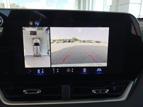 New 2026 Chevrolet Equinox LT w/ Convenience Package II image 17