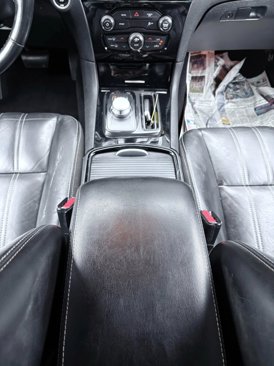 Used 2019 Chrysler 300 S image 27