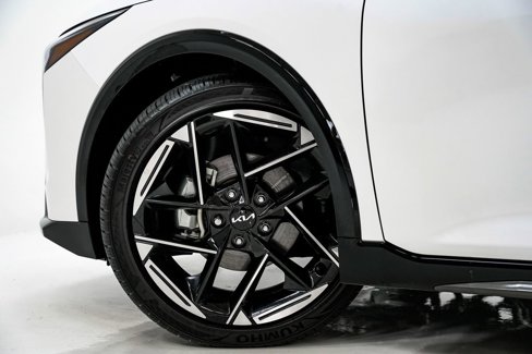 Used 2025 Kia K4 GT-Line image 32