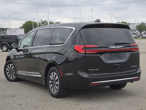 Used 2023 Chrysler Pacifica Limited image 24
