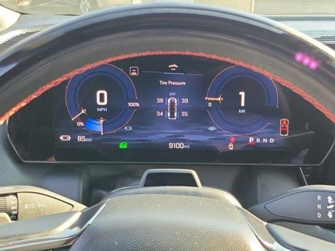 Used 2024 Chevrolet Equinox EV RS image 25