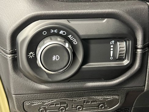 New 2025 Jeep Wrangler Unlimited Rubicon 392 image 27