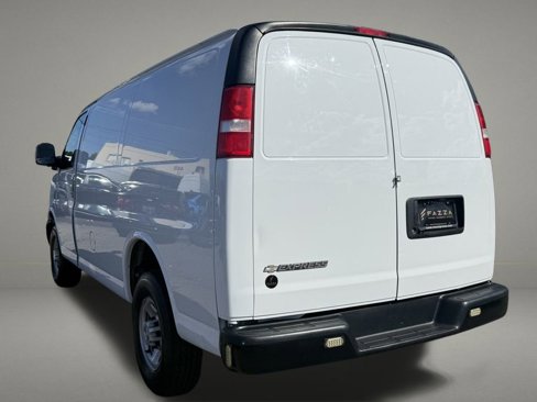 Used 2024 Chevrolet Express 2500 w/ Driver Convenience Package image 3