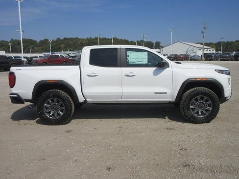 New 2025 GMC Canyon Elevation w/ Convenience Package image 3