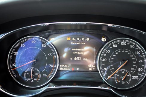 Used 2018 Bentley Bentayga image 41
