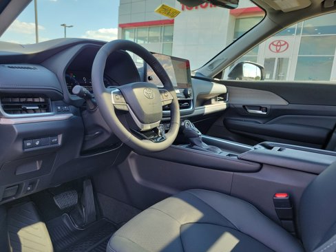 New 2026 Toyota Grand Highlander Platinum image 19