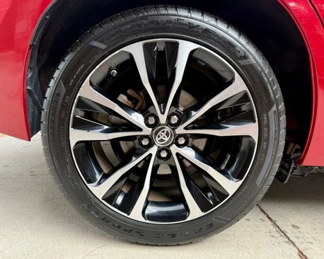 Used 2018 Toyota Corolla SE image 26