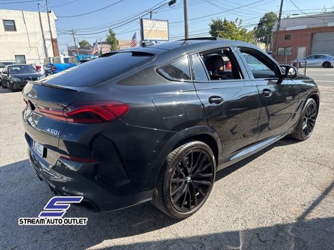 Used 2024 BMW X6 M60i w/ Dynamic Handling Package image 12