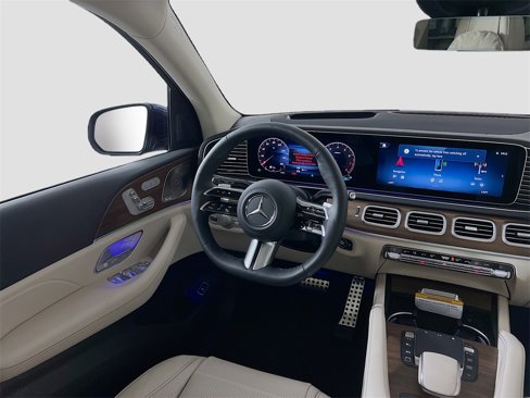 New 2026 Mercedes-Benz GLS 450 4MATIC image 26