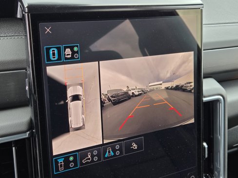 New 2025 GMC Yukon Denali w/ Sun & Power Step Package image 16