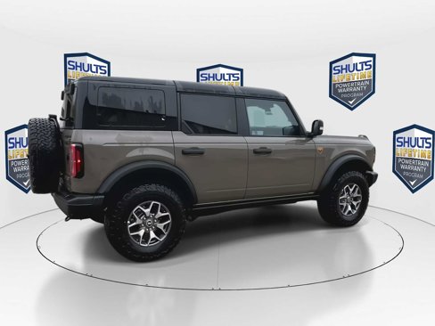 New 2025 Ford Bronco Badlands image 9