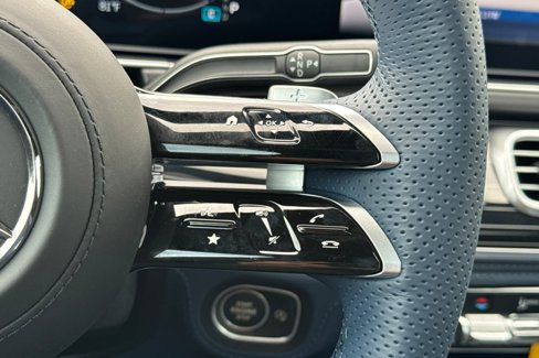 New 2026 Mercedes-Benz GLS 580 4MATIC image 32